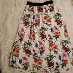 Lularoe Lucy skirt